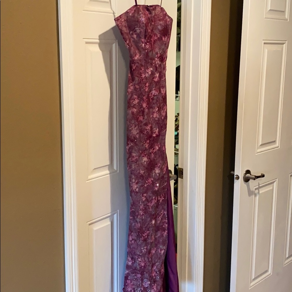 Strapless dress